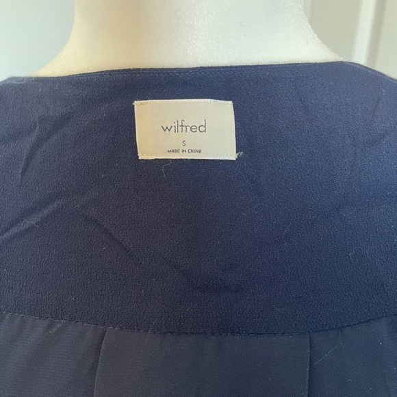 beautiful and stylish Wilfred dress in navy - Picture 5 of 6